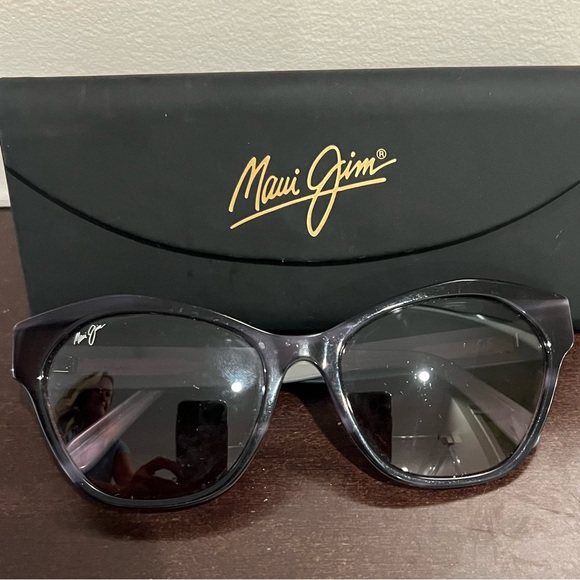 Polarized Maui Jim Sunglasses & Case - Picture 1 of 4